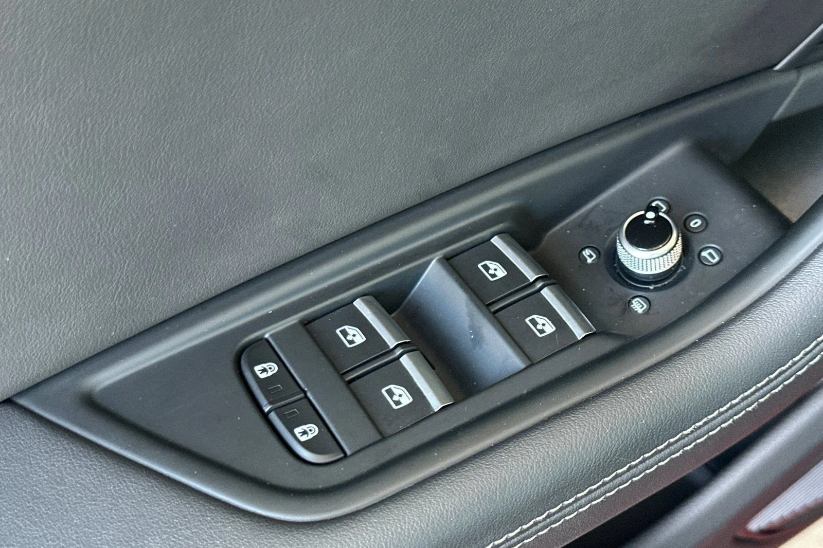 Used 2024  Audi 45 S line Premium Plus image 11