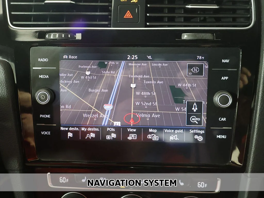 Used 2019 Red Volkswagen DCC & Navigation 4Motion image 3