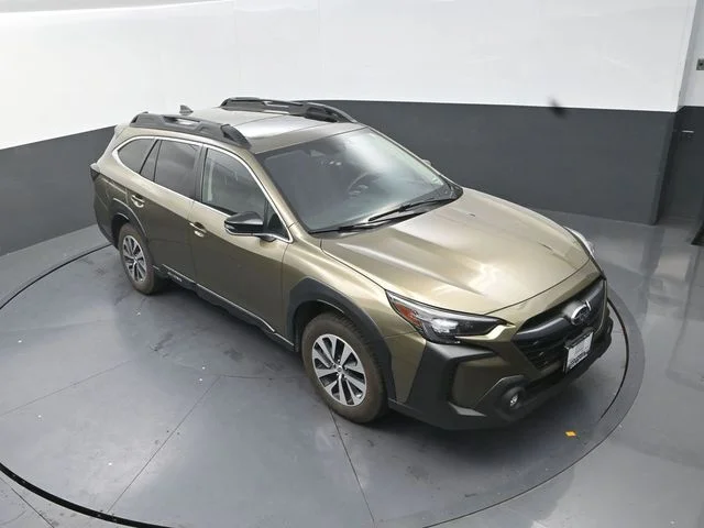 Used 2025 Green Subaru Premium image 12