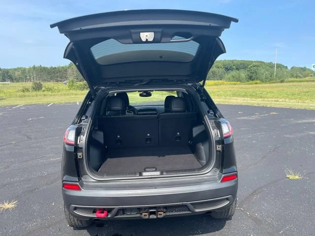 Used 2022 Black Jeep Trailhawk 4x4 image 25