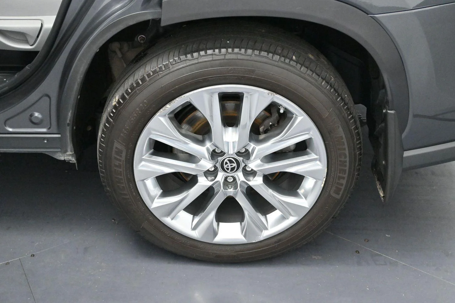 Used 2021 Magnetic Gray Metallic Toyota Limited image 32