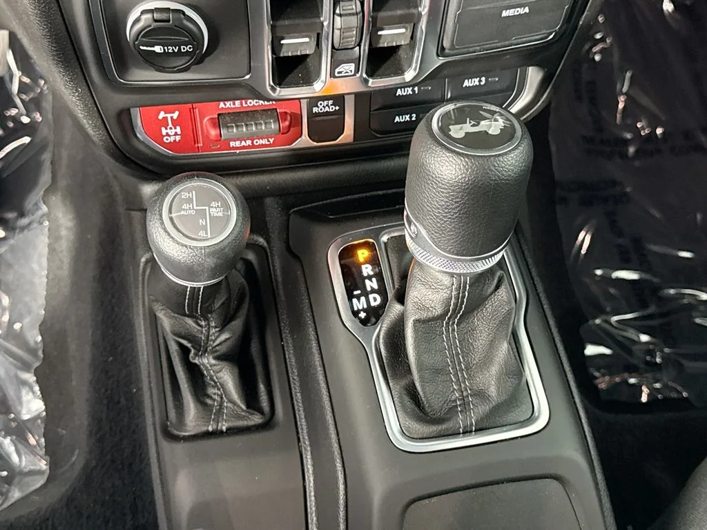 Used 2025 Gray Jeep Willys 4xe image 17