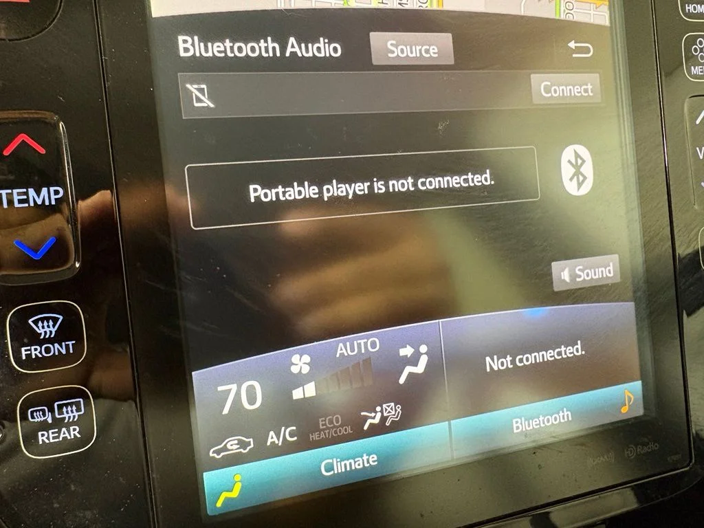 Used 2018 Gray Toyota Premium image 29
