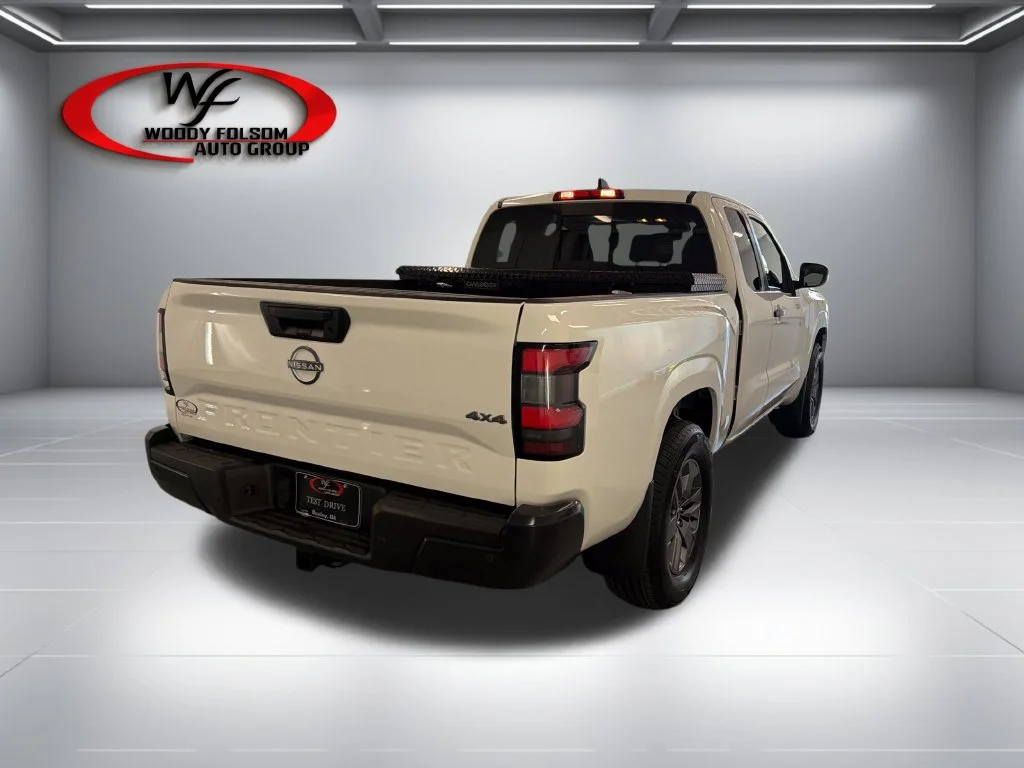 Used 2025 White Nissan S image 6