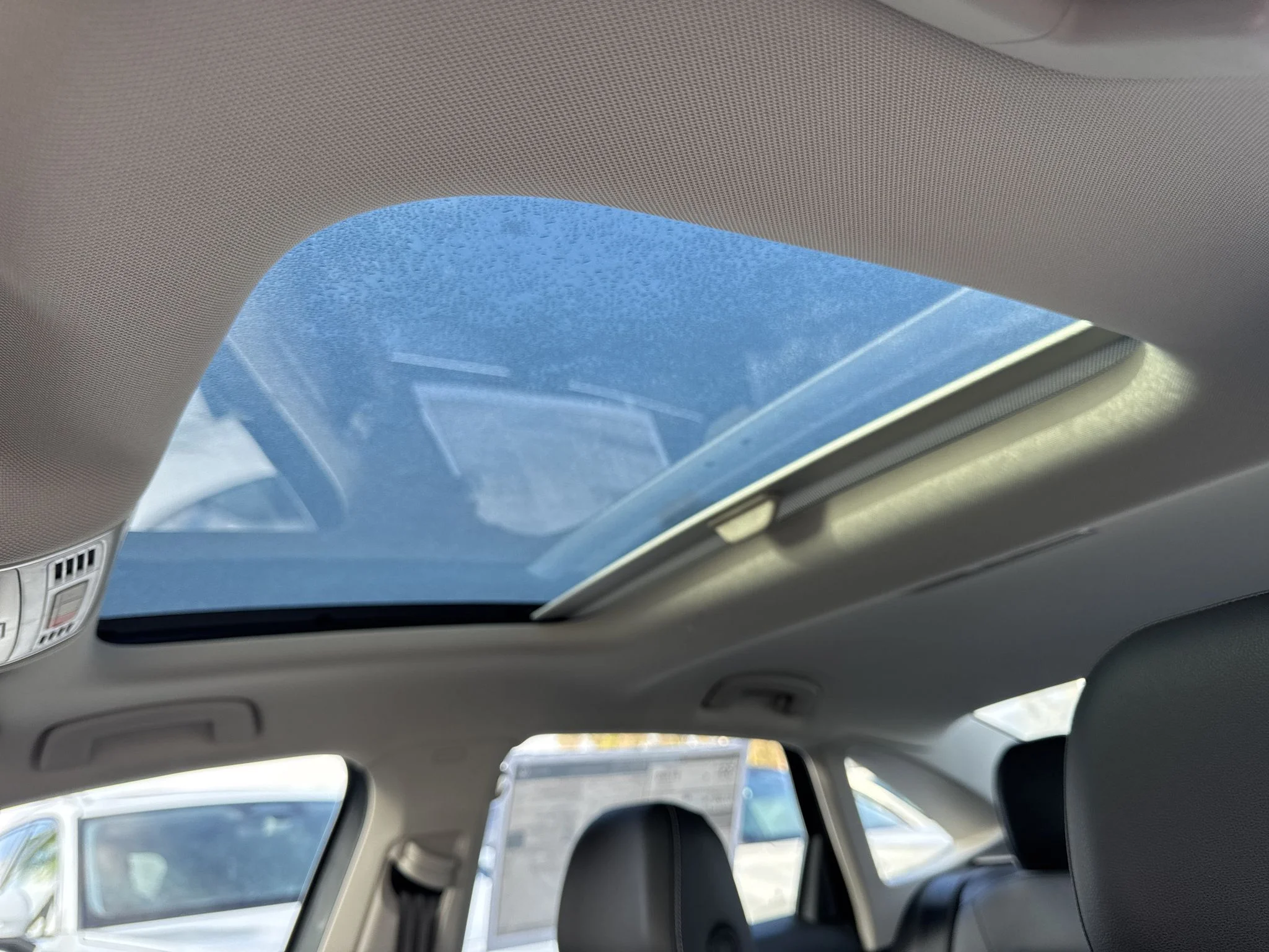 New 2026 Platinum Gray Metallic Volkswagen SEL image 30