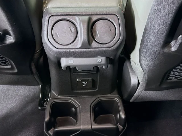 Used 2025 Black Jeep Mojave image 25