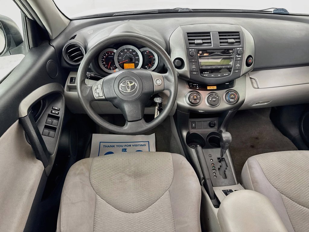 Used 2011 Classic Silver Metallic Toyota Base image 26