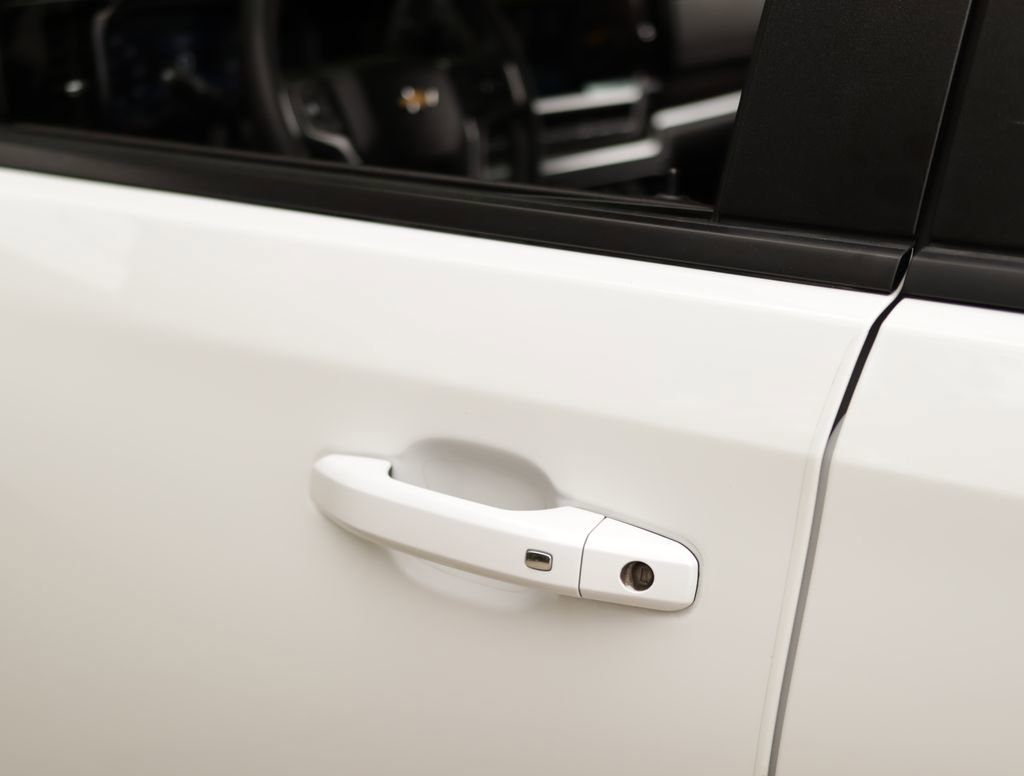 Used 2023 Summit White Chevrolet LT image 35