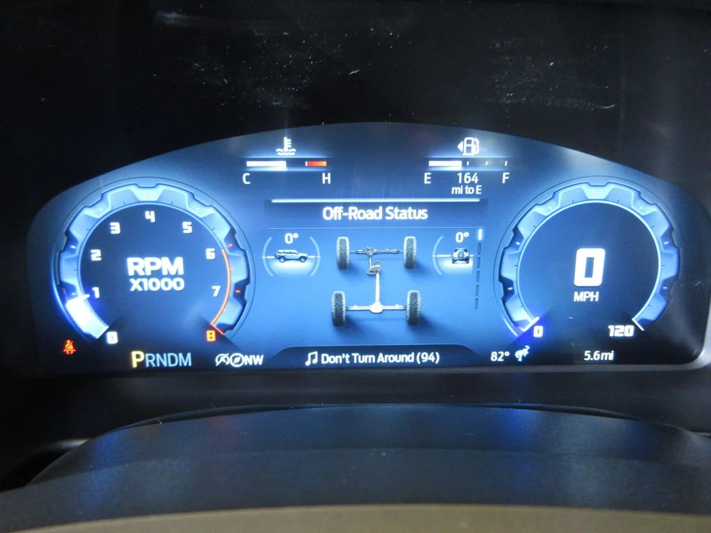 2025 Ford Bronco 4-Door Base - Photo 17