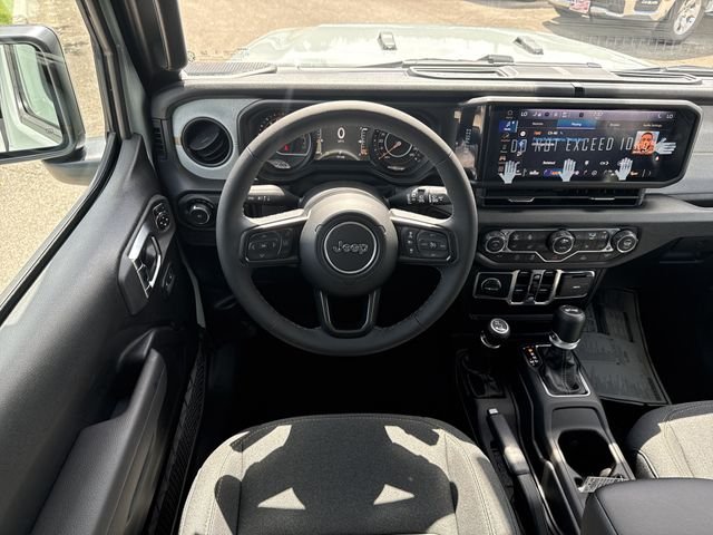 New 2026 White/off-white Jeep Sport S image 23
