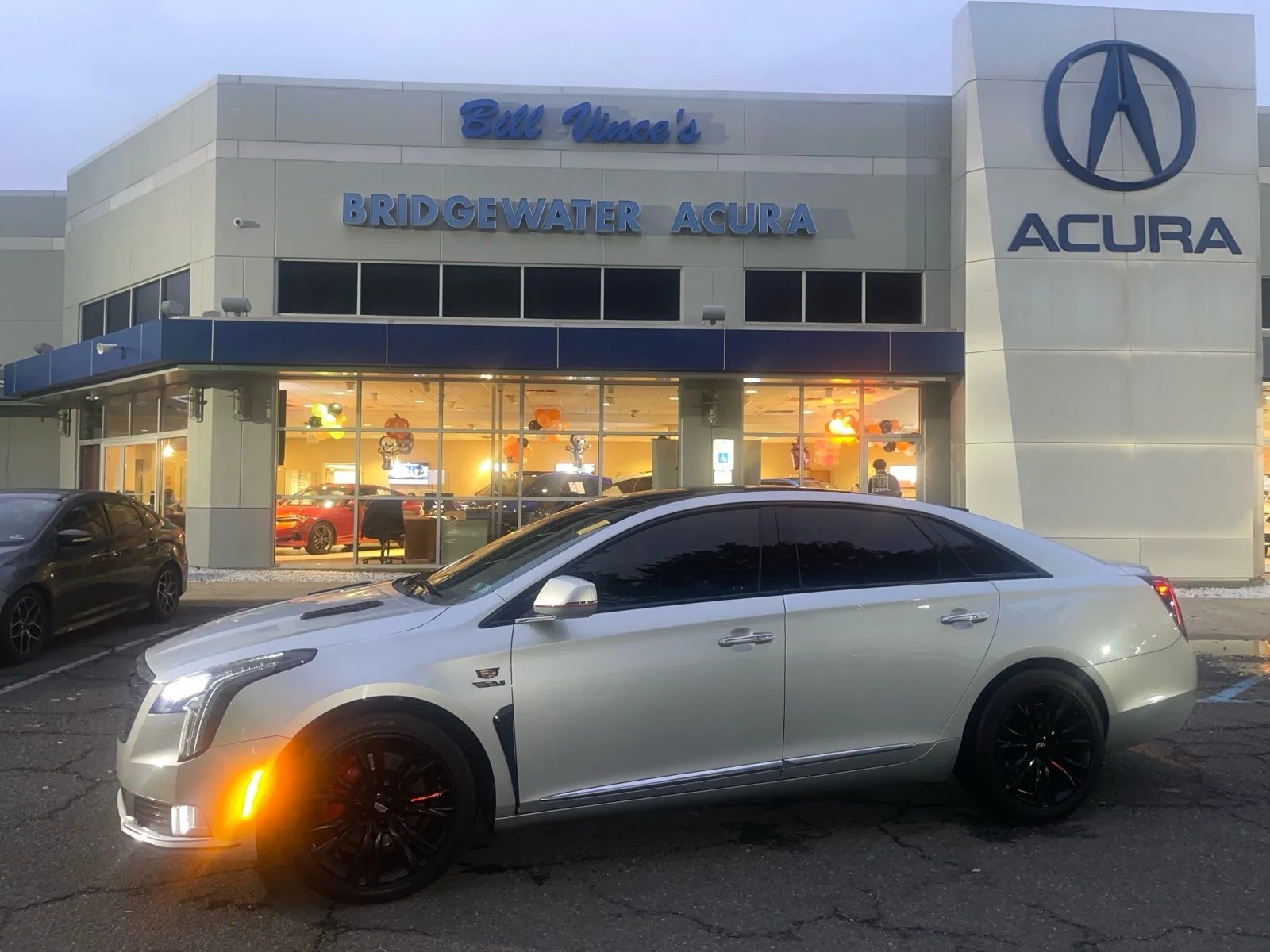 2019 Cadillac XTS Luxury FWD photo