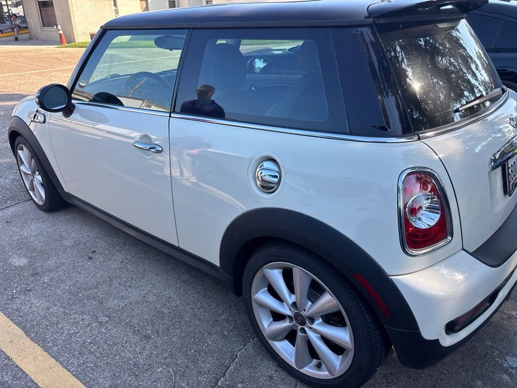 Used 2012 White MINI Base image 2
