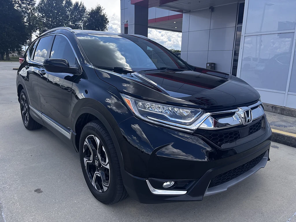 Used 2019 Crystal Black Pearl Honda Touring image 1