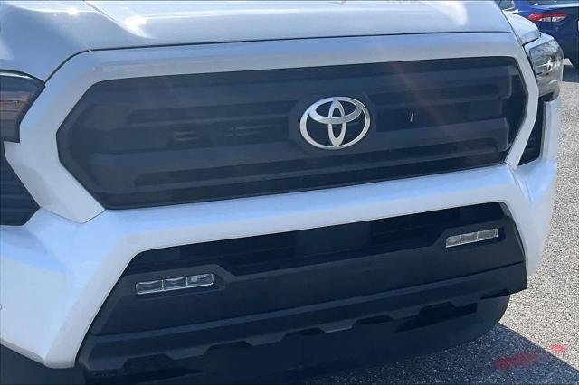 2024 Toyota Tacoma SR5 - Photo 29