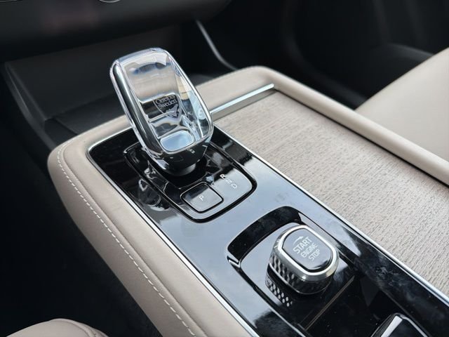 2026 Volvo XC90 Plus - Photo 19