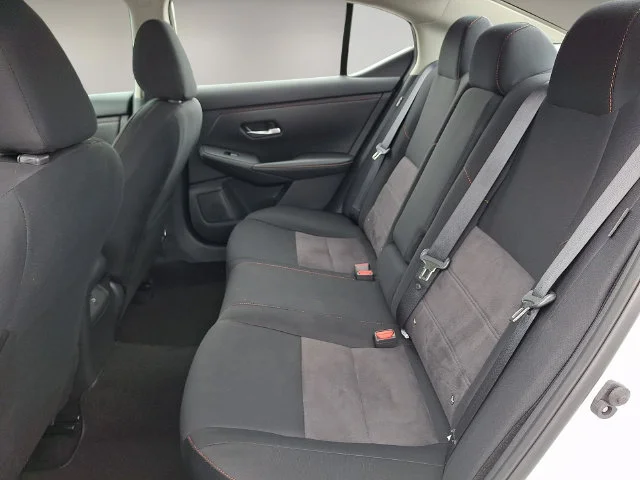 Used 2025 White Nissan SR image 10