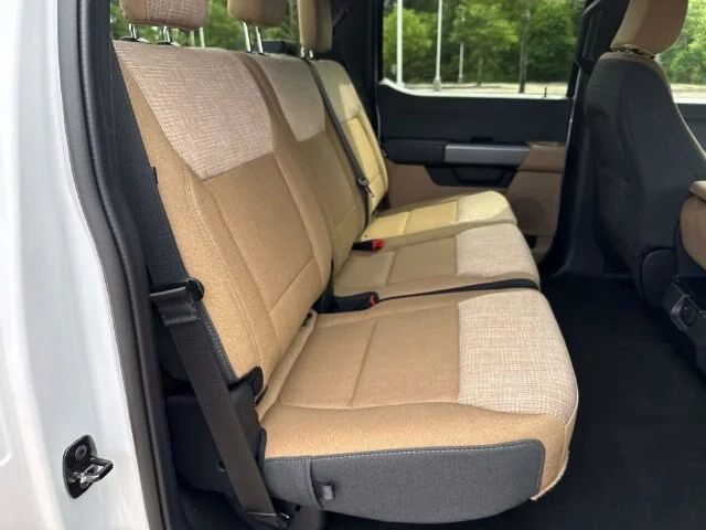 New 2026 Oxford White Ford F-350® XLT image 38