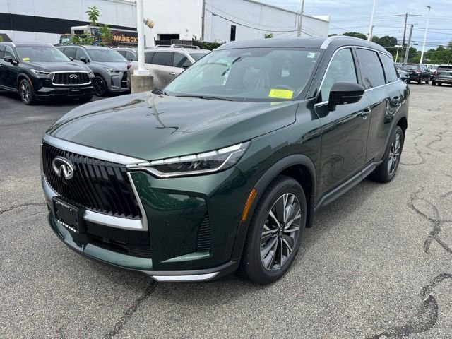 New 2027 DEEP EMERALD INFINITI Luxe AWD image 7