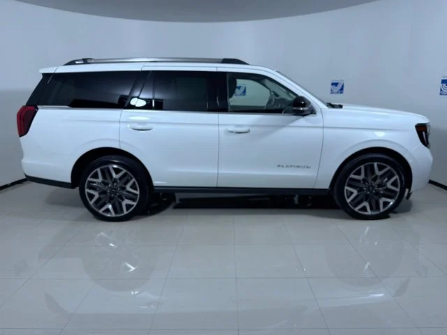 New 2026 STAR WHITE Ford Platinum w/Platinum Ultimate Package image 9