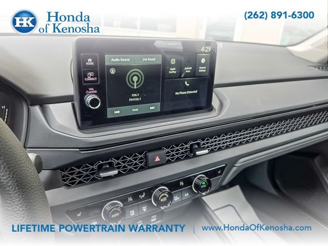 New 2026 Solar Silver Metallic Honda SE image 14