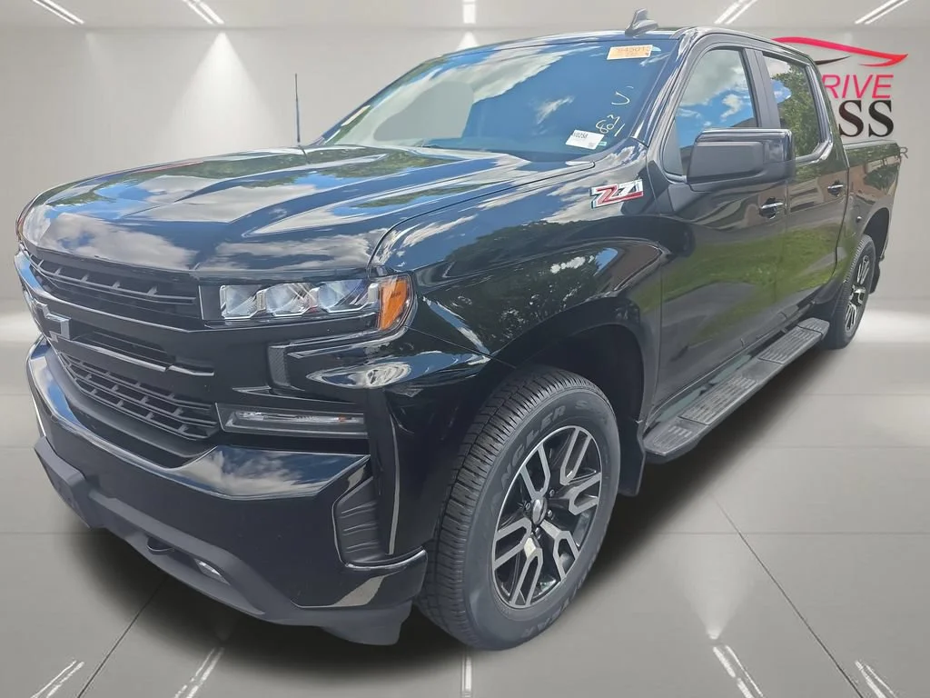 Certified Used 2020 BLACK Chevrolet RST image 3