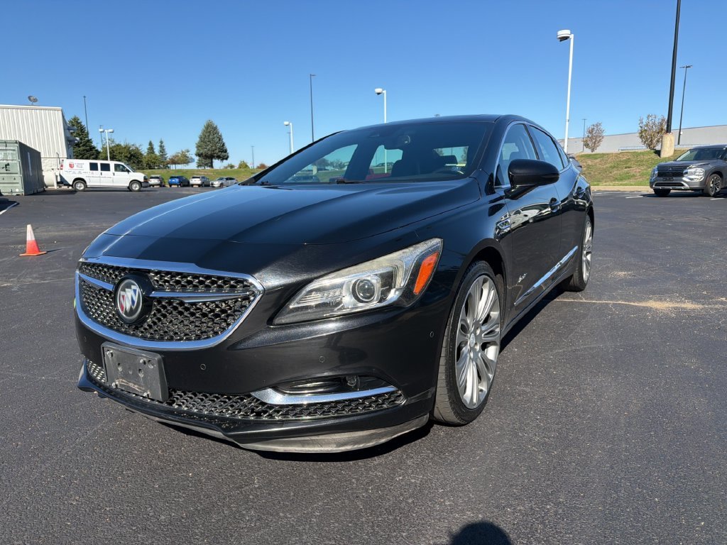 Used 2018 Ebony Twilight Metallic Buick Avenir image 5