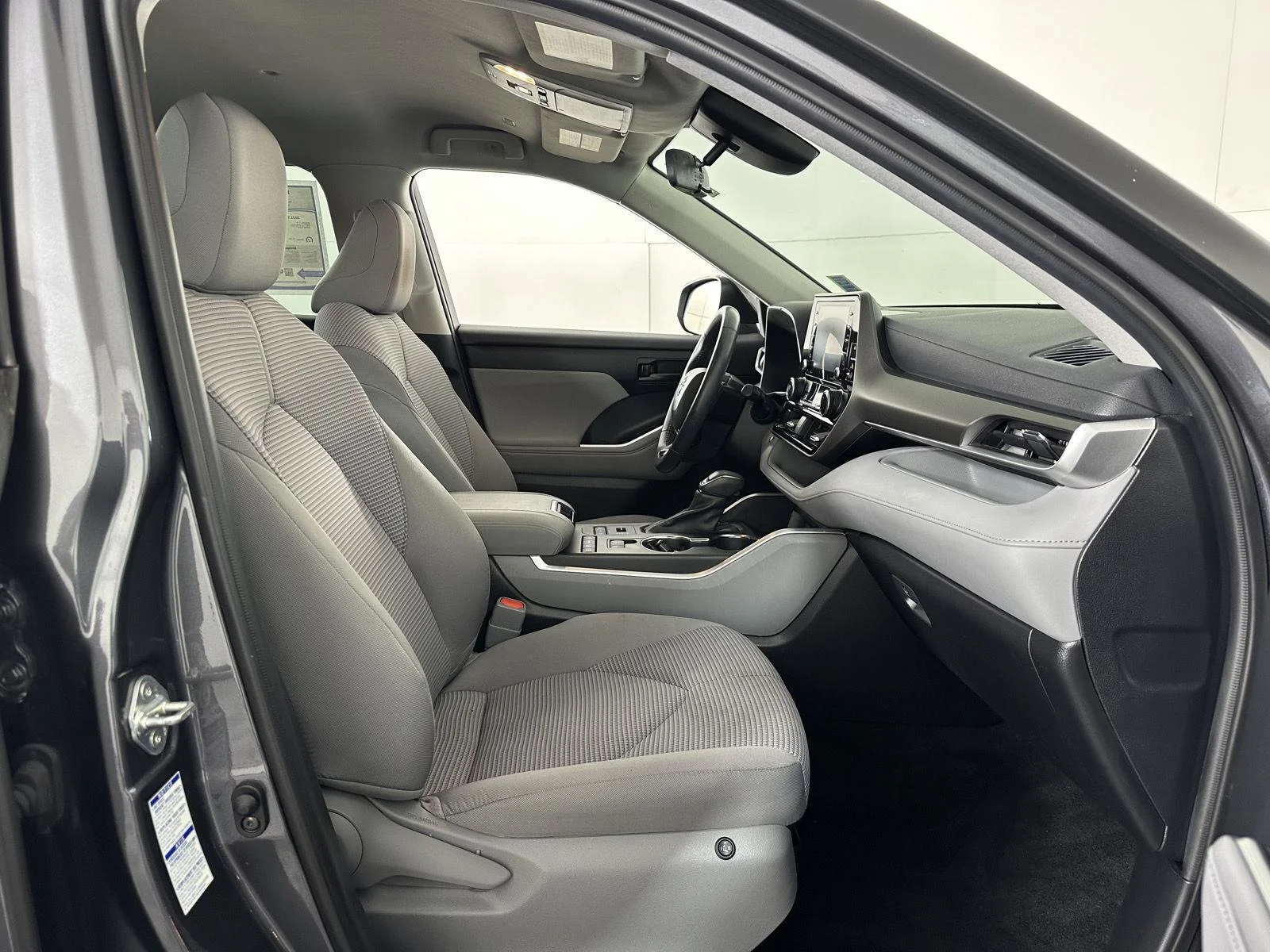 Used 2021 Magnetic Gray Metallic Toyota LE image 17