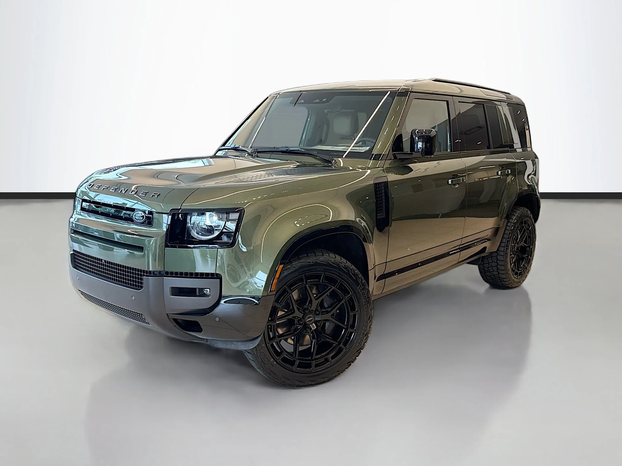 2026 Land Rover Defender 110 X-Dynamic SE P400's photo