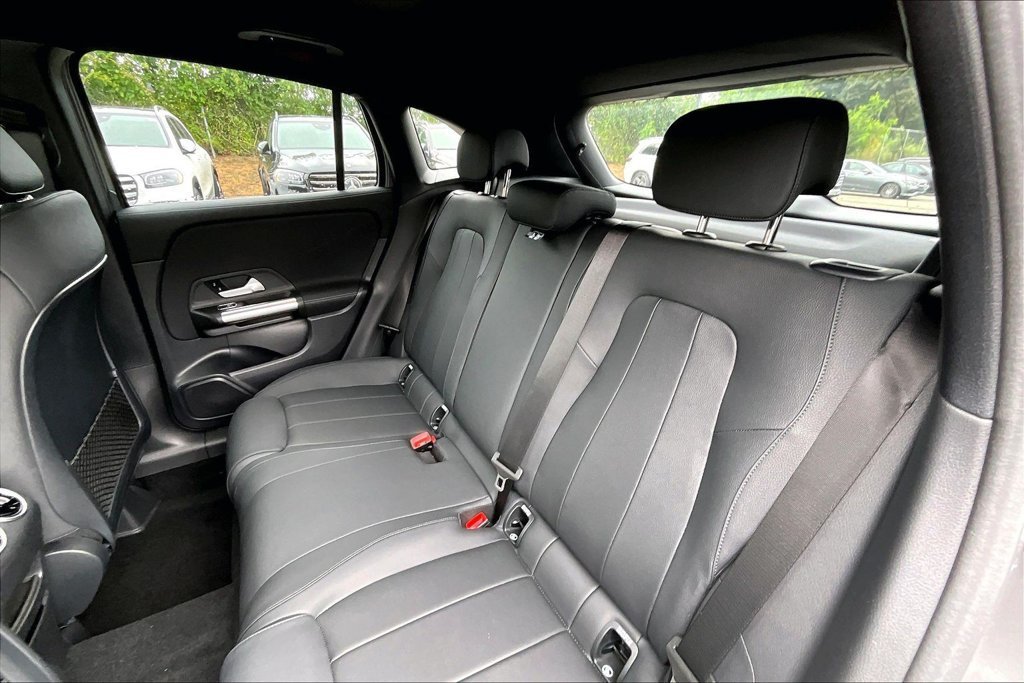 New 2026 Mountain Grey Metallic Mercedes-Benz GLA 250 image 24