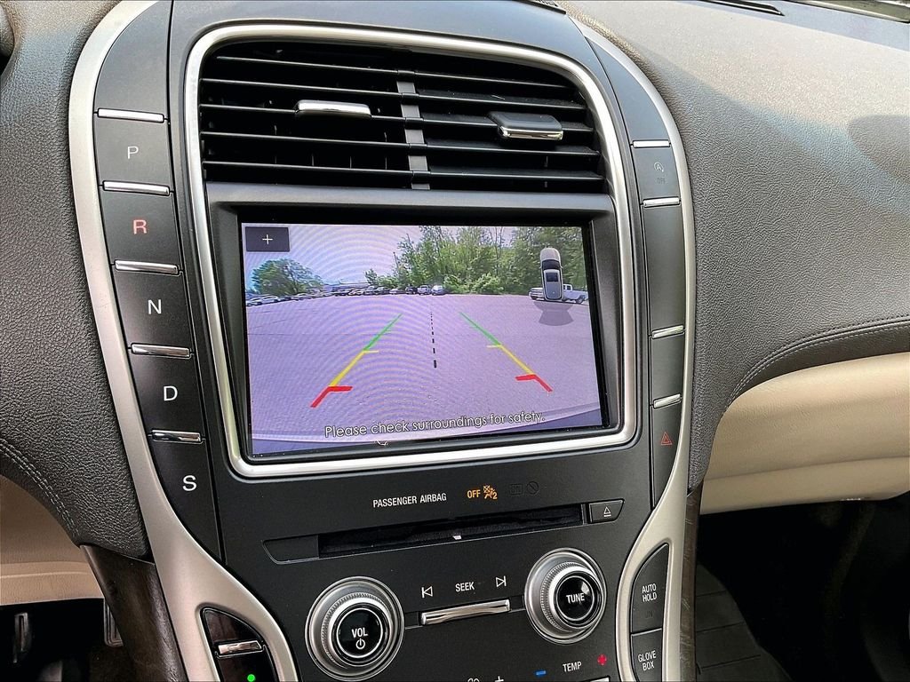 Used 2019 Brown Lincoln Reserve image 16