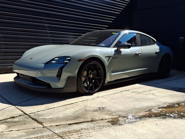 2025 Porsche Taycan Turbo GT