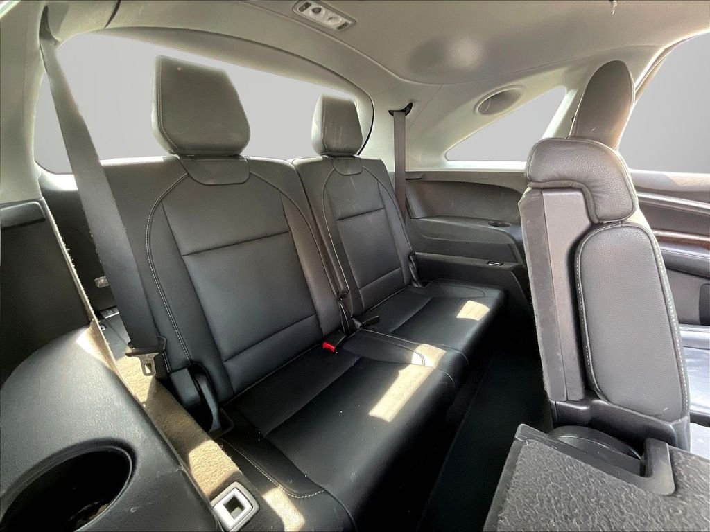 Used 2019 Gray Acura 3.5L Technology Package image 28