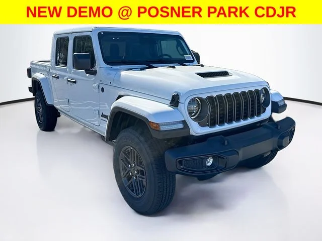 New 2026 Bright White Clear-Coat Exterior Paint Jeep Sport S image 3
