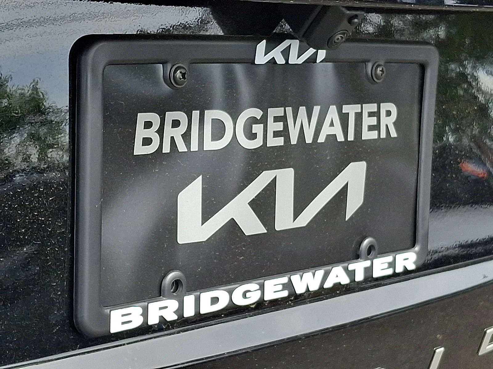 New 2027 Ebony Black Kia S image 15
