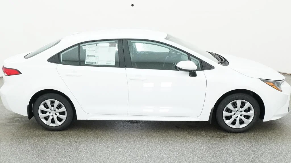 New 2027 Ice Cap Toyota LE image 14