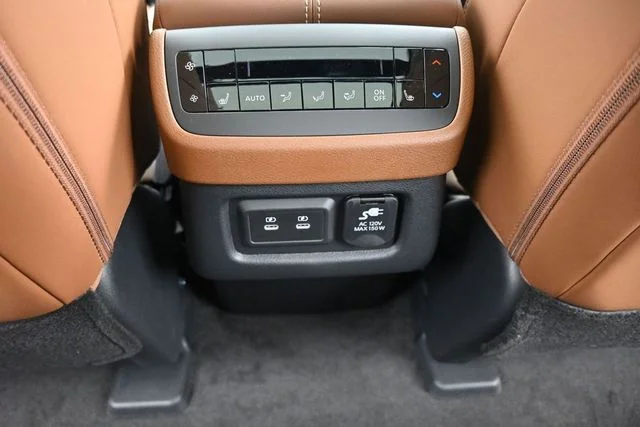 New 2026 Super Black Nissan Platinum image 29