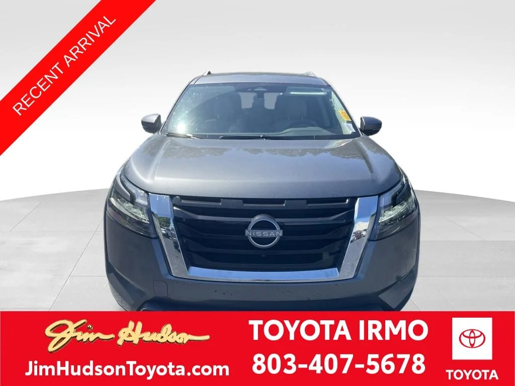 Used 2025 Gray Nissan SL image 1