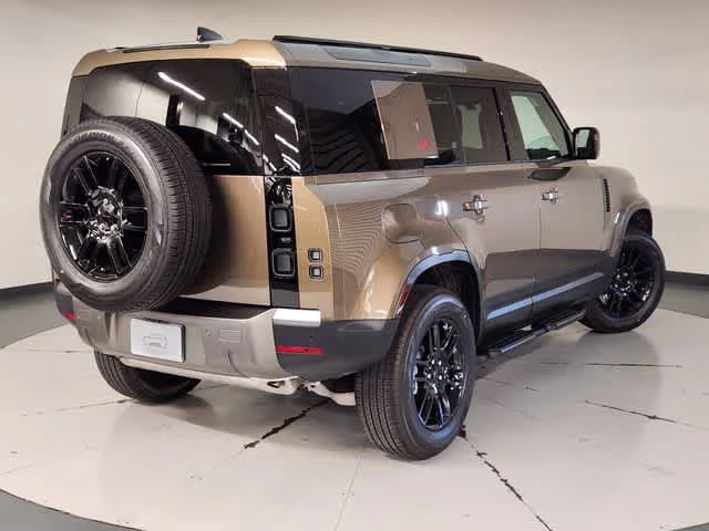 Used 2026 Gondwana Stone Metallic Land Rover S image 2