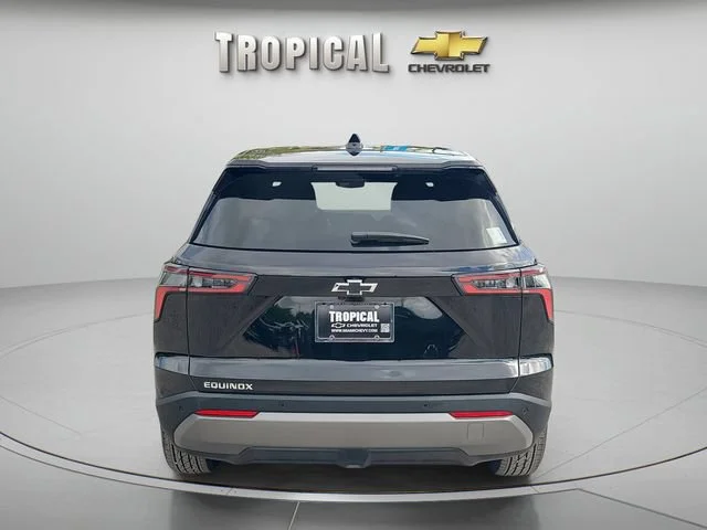 New 2027 Mosaic Black Metallic Chevrolet LT image 4