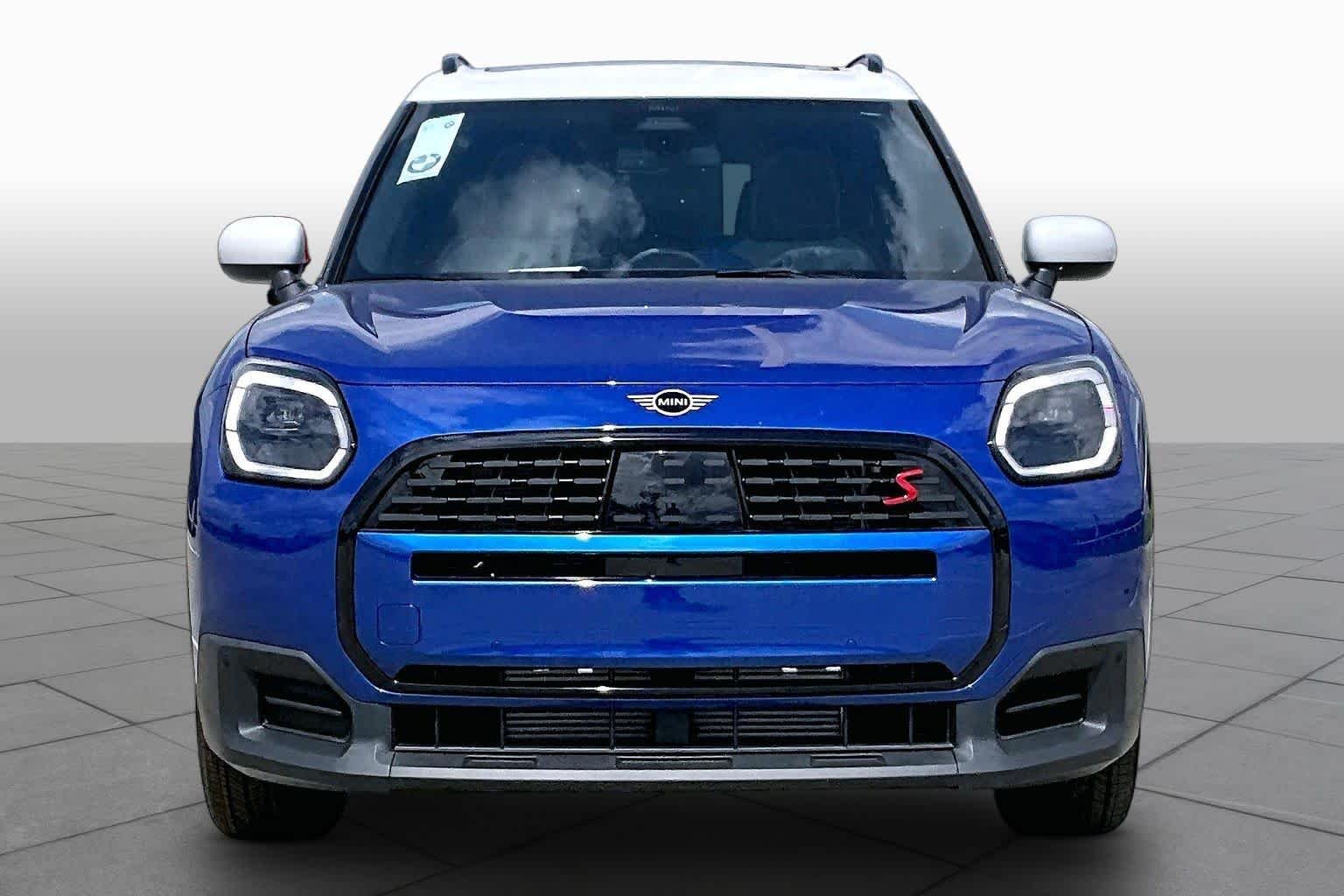 New 2026 Blazing Blue Metallic MINI Signature Plus image 3