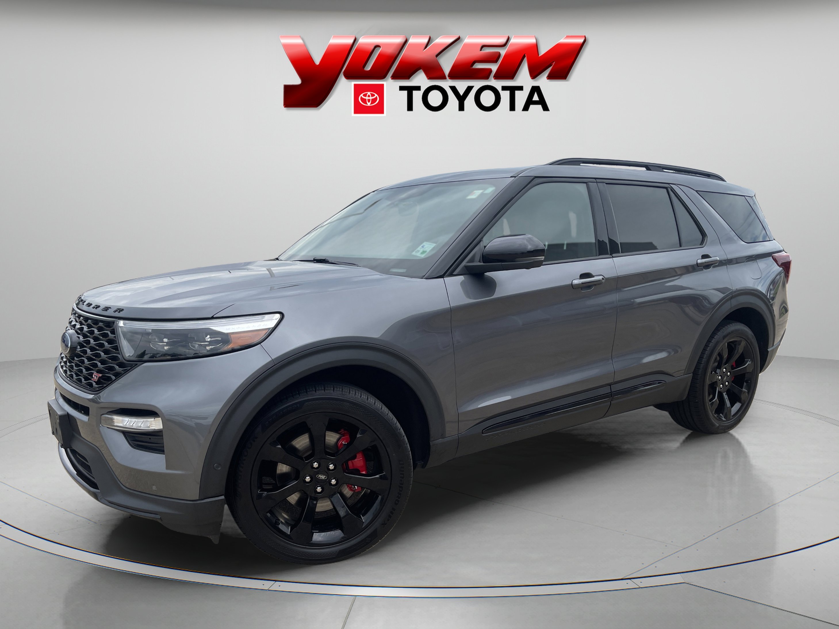 2021 Ford Explorer ST 4WD's photo