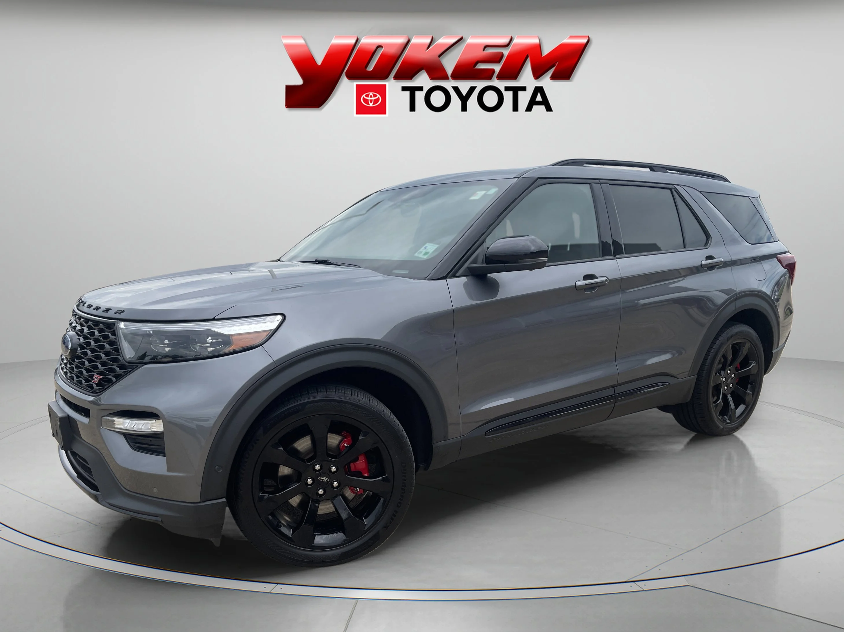 2021 Ford Explorer ST 4WD's photo