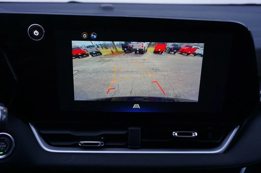 2027 Chevrolet Equinox LT - Photo 18