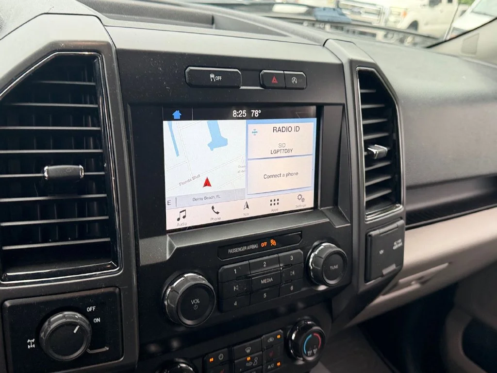 Used 2019 Black Ford XLT image 10
