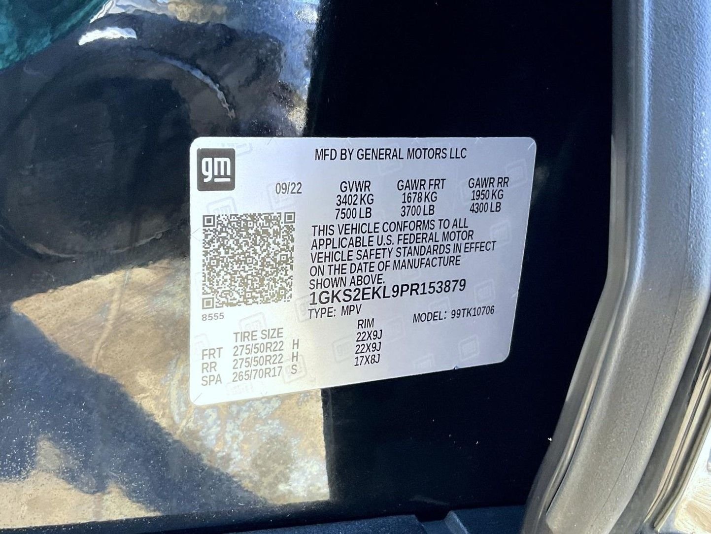 Used 2023 Black GMC Denali Ultimate image 29