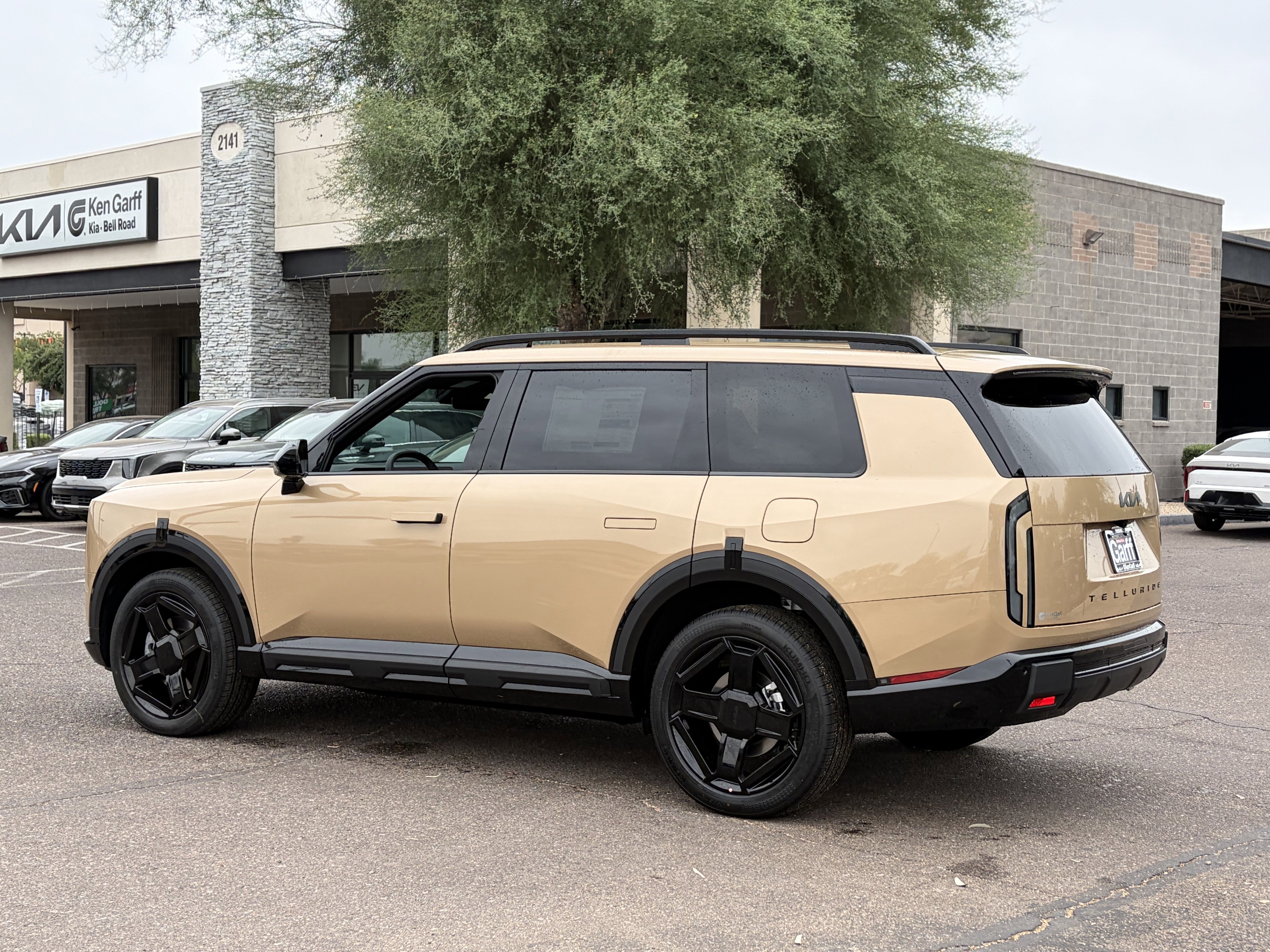 New 2027 Terrain Brown Kia X-Line EX image 3