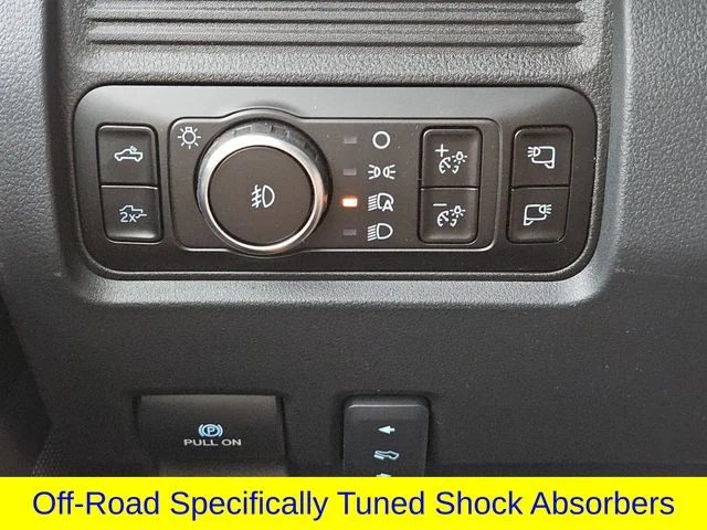 New 2026 Glacier Gray Metallic Tri-Coat Ford F-250® Lariat® image 19