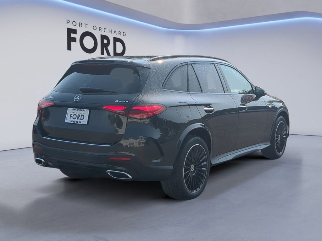 Used 2025 Graphite Gray Metallic Mercedes-Benz GLC 350e image 6