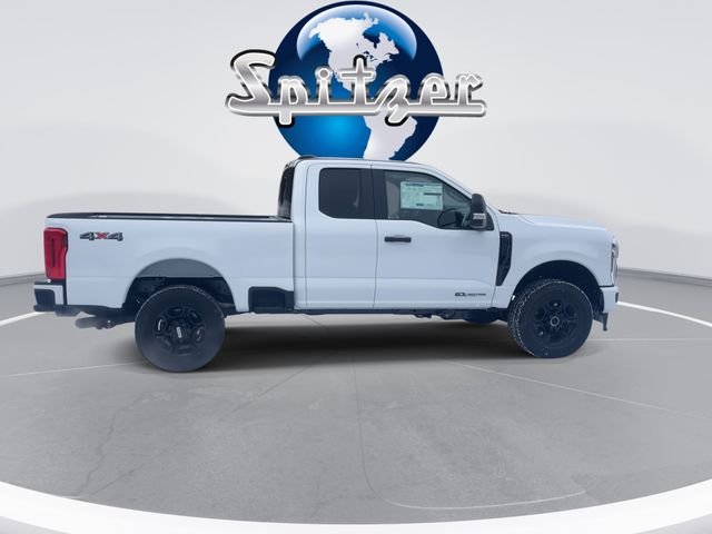 New 2026 Oxford White Ford F-250® XL image 10