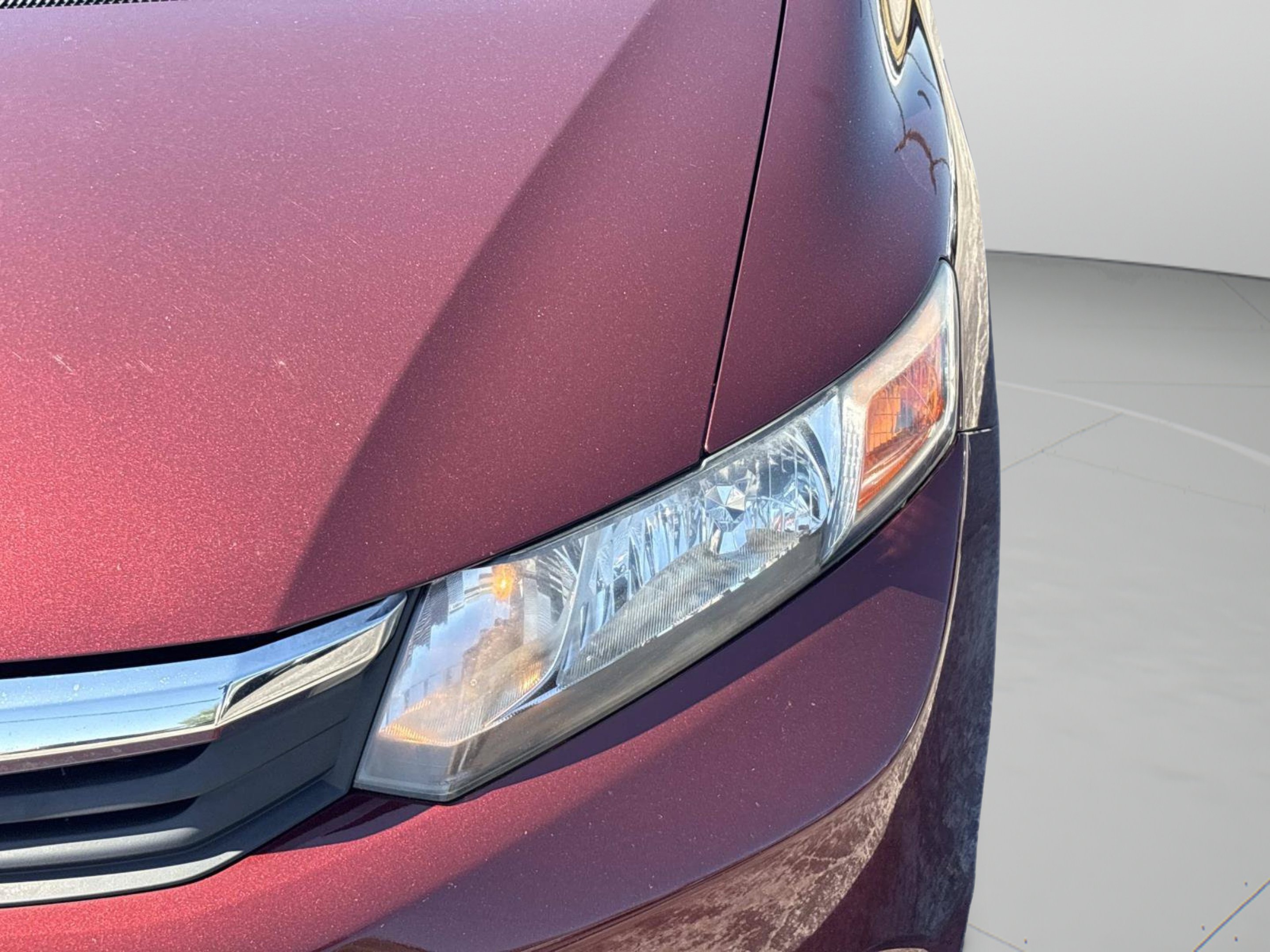 Used 2012 Rallye Red Honda LX image 34